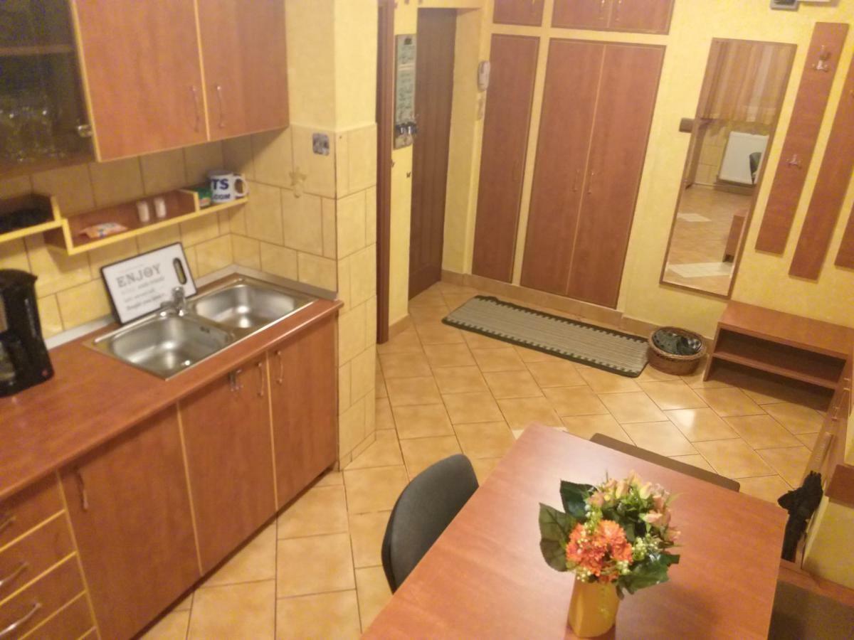 Apartament Sonia Bucarest Esterno foto
